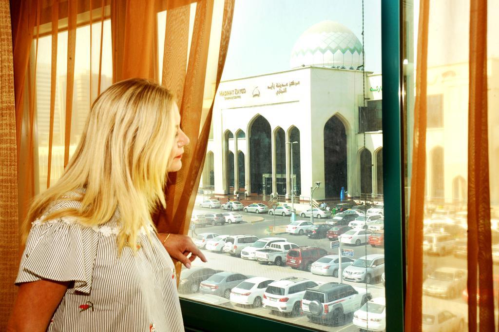 Al Jazeera Royal Hotel Abu Dhabi Ngoại thất bức ảnh